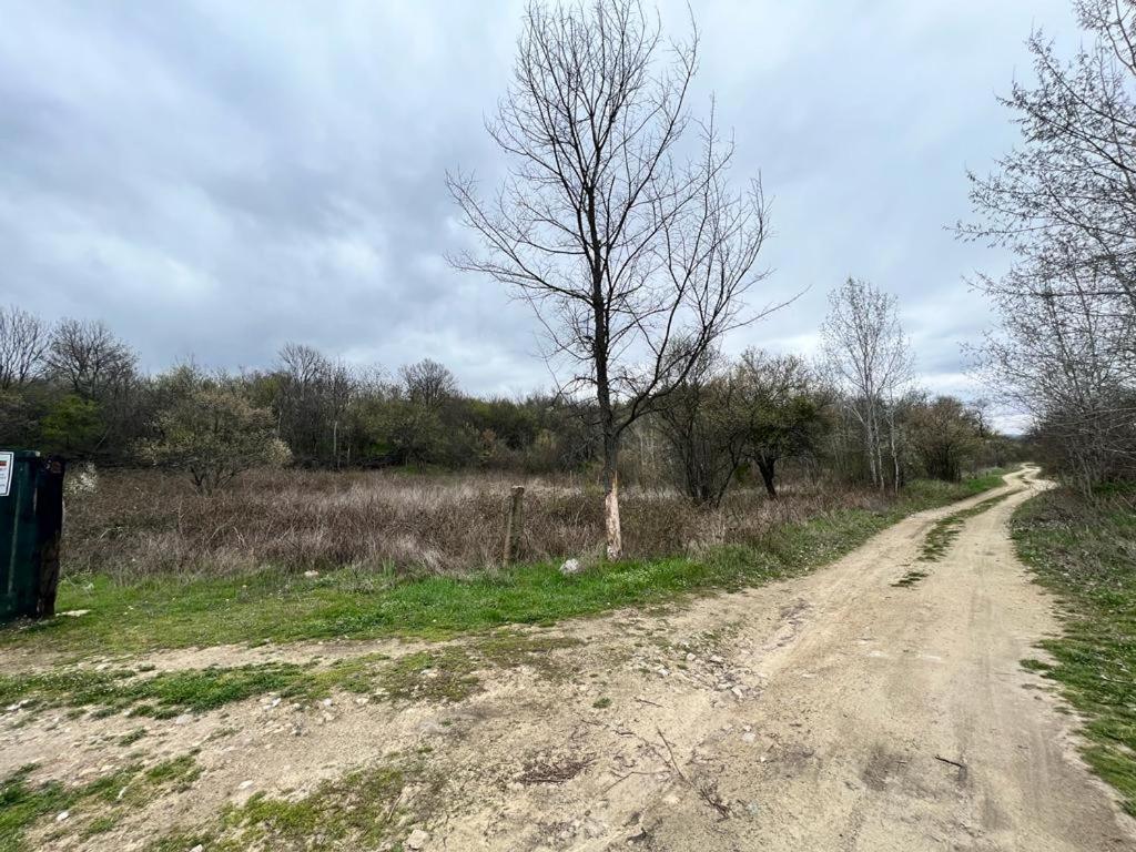 Къмпинг Частен Двор Bulgarian Campsite For Tents Kazanlŭk 외부 사진